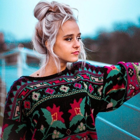 Meet your Posher, Madilyn - Picture 2 of 4